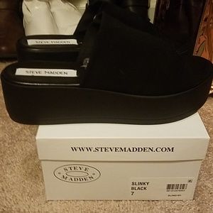 Steve Madden slinky slides